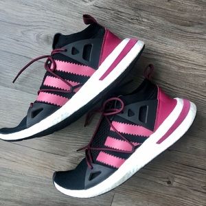 Adidas Akyrn Sneakers